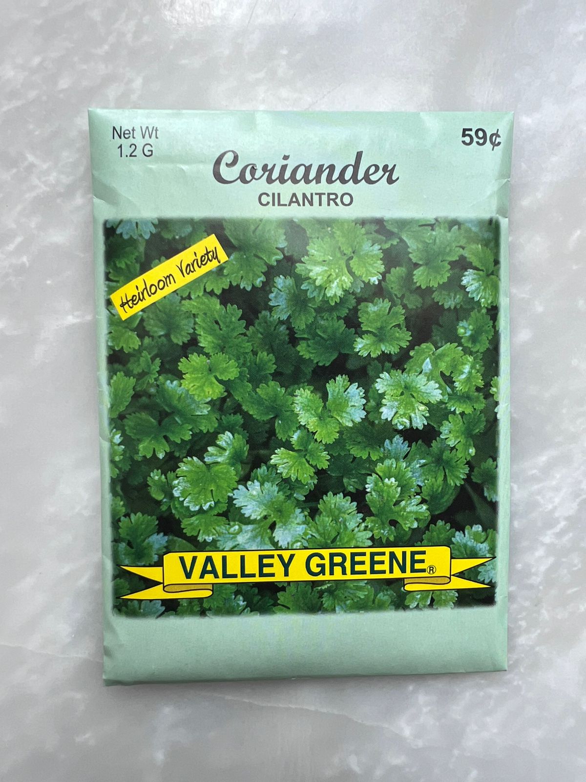 48b36c8c-c590-4318-bf5f-cef83bfa630e Coriander - LV - الصورة 1