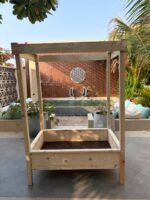Raised Bed With Hanging Frame - Image 2